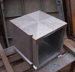 铸铁方箱